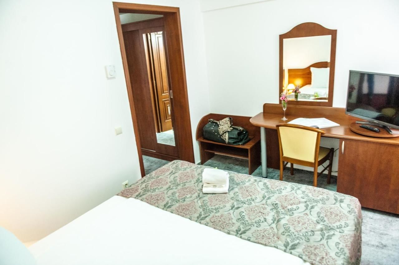 Отель Hotel Parc Sibiu Сибиу